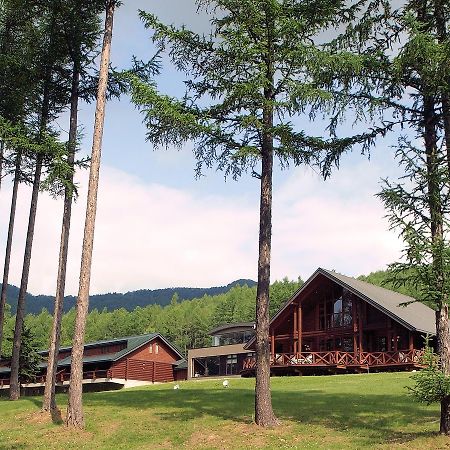 Log Hotel Larch Lake Kanayama Minamifurano Zewnętrze zdjęcie