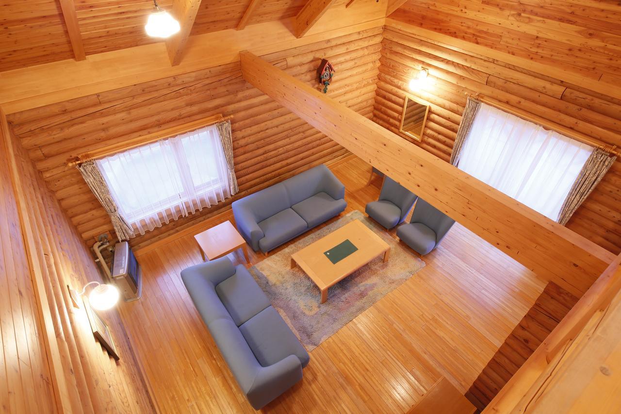 Log Hotel Larch Lake Kanayama Minamifurano Pokój zdjęcie